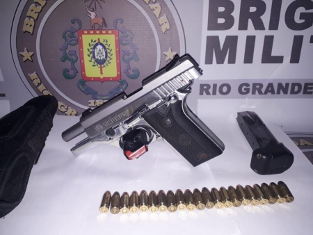 Brigada Militar apreende arma com homem na cidade de Cristal