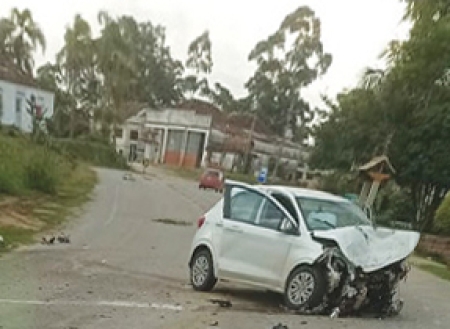 Acidente entre dois veículos em Quevedos na RS 265 na manhã desta segunda-feira