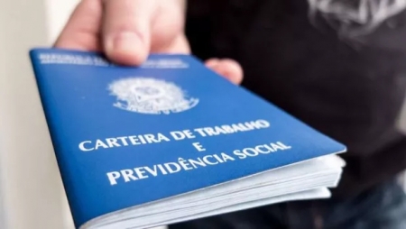 Coronavírus: Trabalhadores informais e de baixa renda poderão ter auxílio mensal de R$ 200
