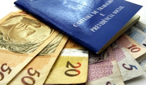 PIS/PASEP  Aberto novo período para saque do abono salarial ano-base 2016