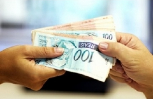 Veja quem tem direito ao auxílio emergencial de R$ 600 durante a crise do Coronavírus