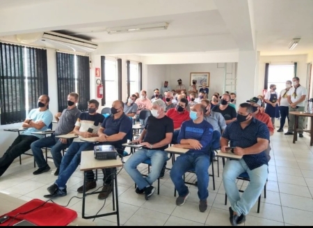 ACI/CDL REALIZOU REUNIÃO ALMOÇO COM COMERCIANTES DA FEIRA LIVRE MUNICIPAL