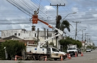 Após queda de energia em quase toda cidade na tarde de ontem, alguns bairros ainda estão sem luz
