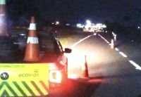 Carreta tombou no km 453 da BR-116 em São Lourenço do Sul