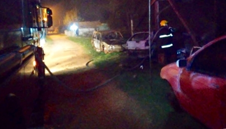 Cinco veículos e uma moto pegaram fogo na cidade de Turuçu