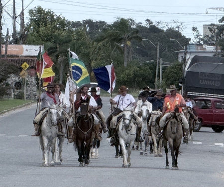 Cavalgada Cultural da Costa Doce chegou no último sábado em São Lourenço  do Sul